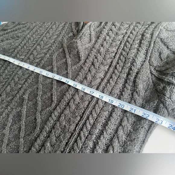 Canadiana Men's Quarter-Zip Cable Knit Sweater Size L - Picture 6 of 10